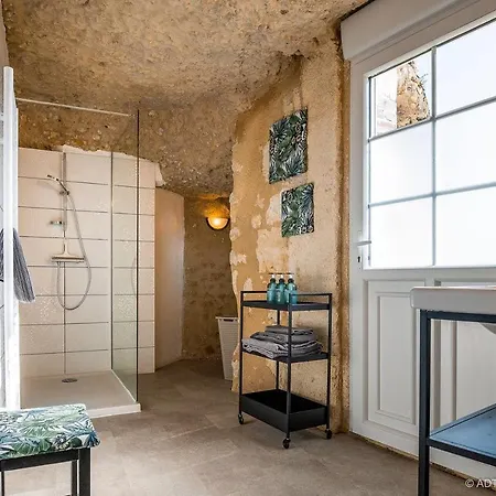 La cavée du coteau, petit cocon troglodytique avec spa d avril à septembre Vouvray Extérieur photo